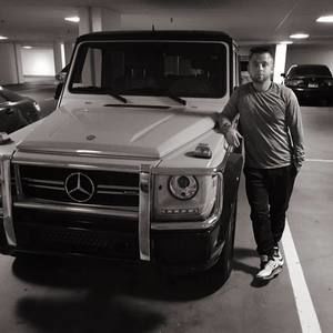 Meet your Posher, Siniša